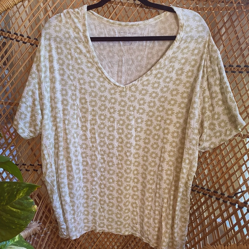 American Eagle soft&sexy tee